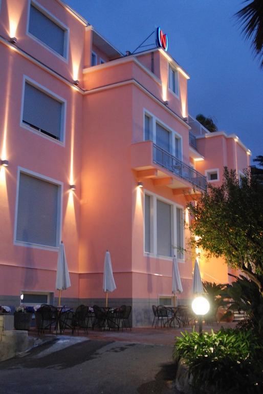 Hotel Napoleon San Remo Kültér fotó